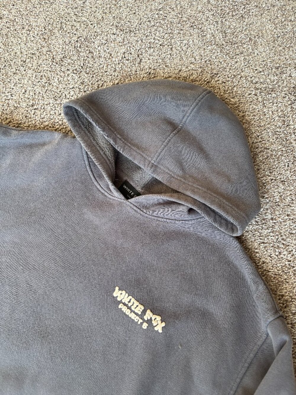 White Fox Hoodie Womens S/M Gray Project 5 Fleece Pullover Graphic Sweatshirt